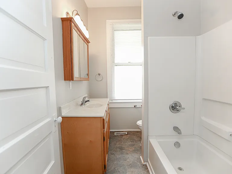 1439 Moultrie Ave #3 — Photo 16