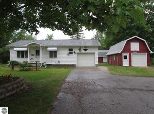 3355 E Rose City Rd, Lupton, MI 48635