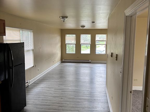 2nd image of 1852 Marlboro Ln Unit 3