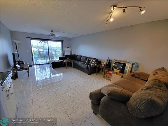 2nd image of 2206 S Cypress Bend Dr APT 505