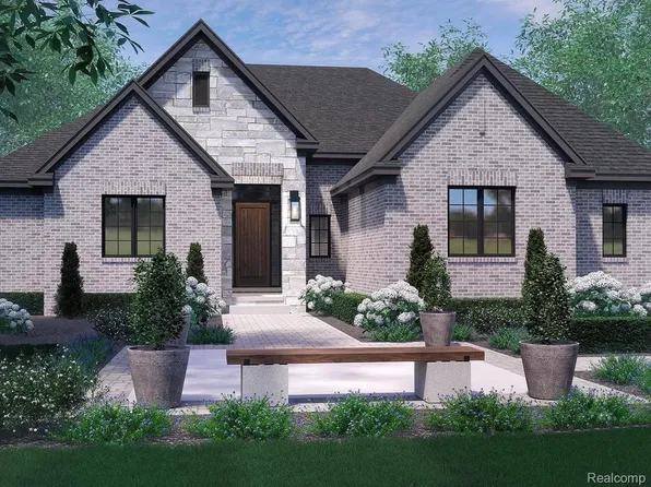 54660 Chesterfield Rd, New Baltimore, MI 48051