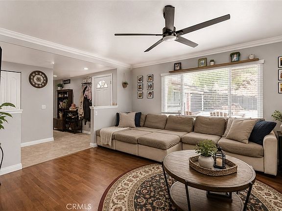 2nd image of 16972 Mockingbird Canyon Rd