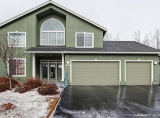 17439 Yellowstone Dr, Eagle River, AK 99577