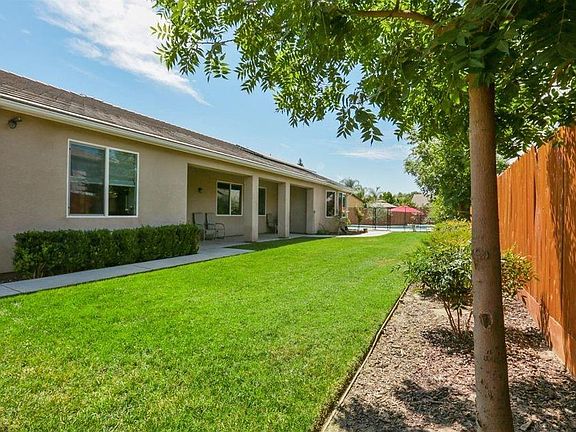 5th image of 2411 N Mendonca Ct