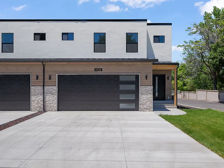7230 S 525 E #A — Photo 1
