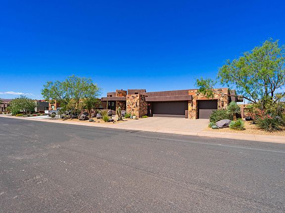 3rd image of 3202 S Sandstone Dr