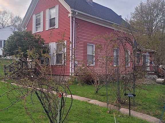 4th image of 41 Linwood St
