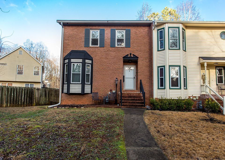 1st image of 224 Hembree Park Ter