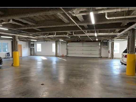 3rd image of 2 Longwood Ln #65