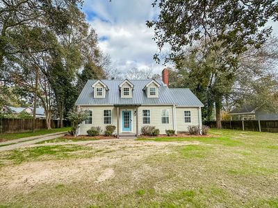 204 N Live Oak St, Geneva, AL, 36340