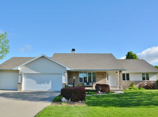 W5922 Daisy Ct, APPLETON, WI 54915