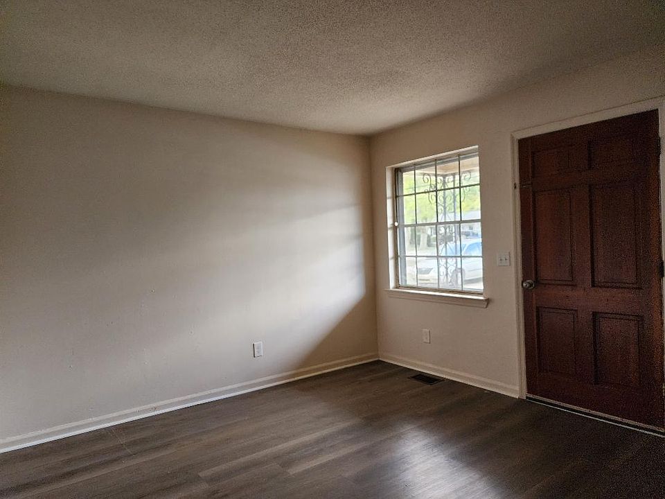 2nd image of 3330 Elder Mountain Rd
