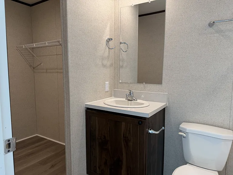 400 Wonderland Dr — Photo 4