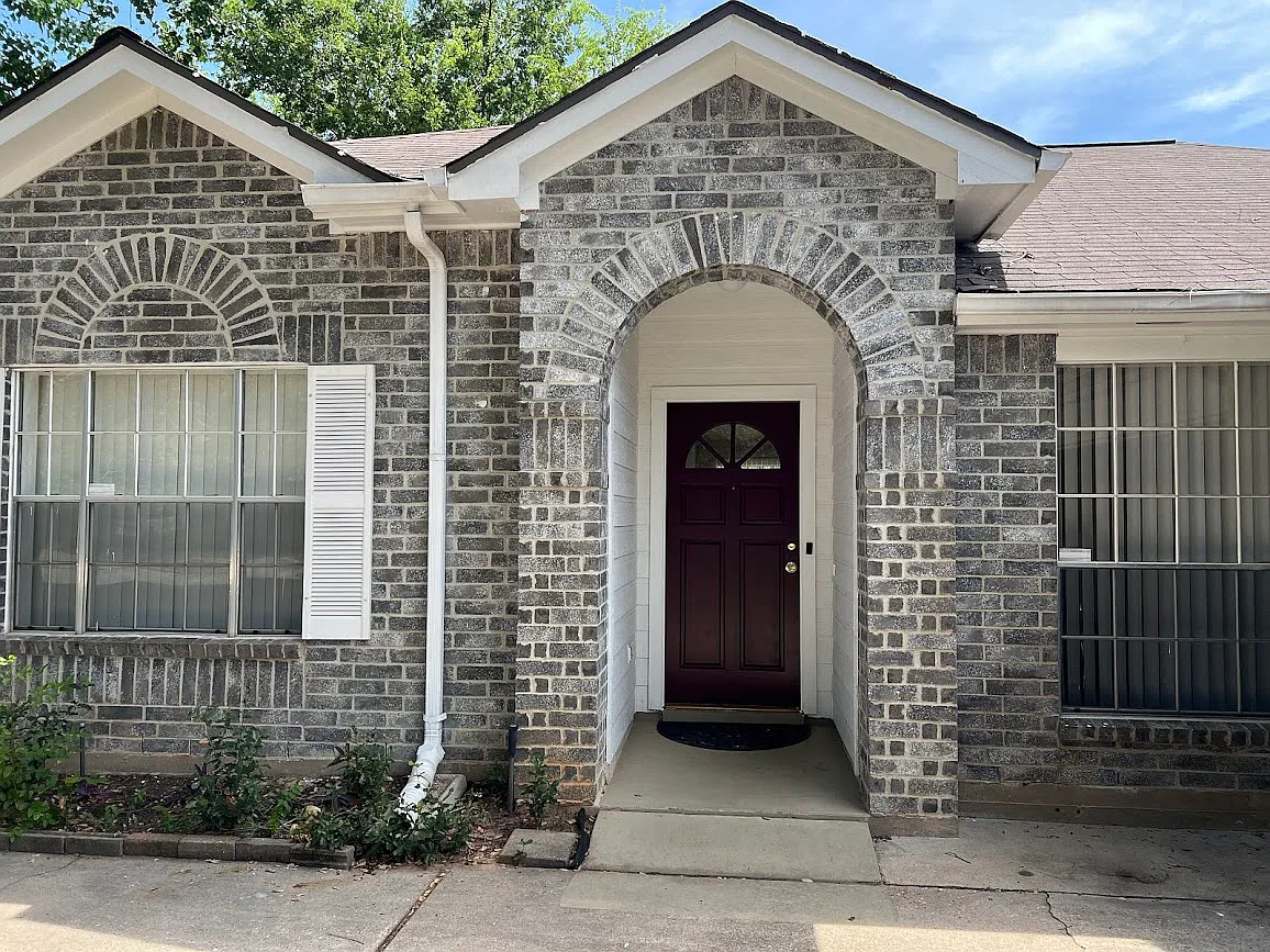 3 bed, 1769 sqft, $2,000 — Photo 3