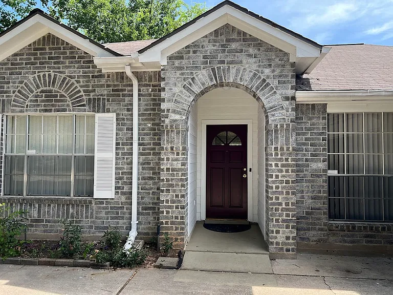 8859 Creek Willow Dr — Photo 3