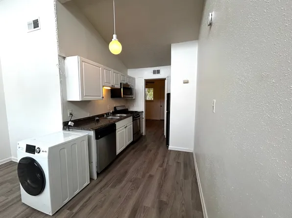 1010 W 23rd St, Austin, TX