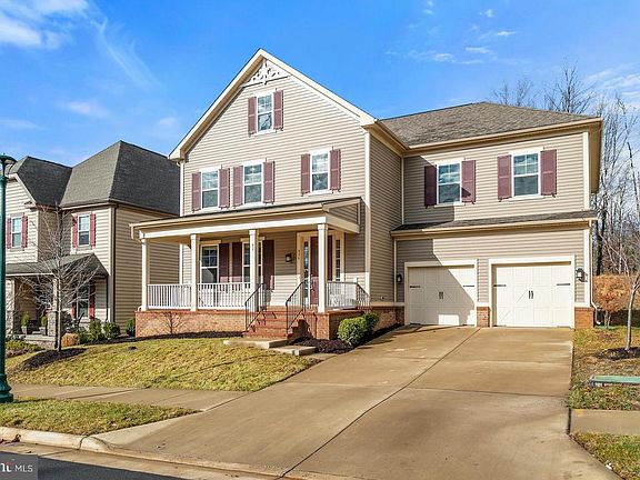 2nd image of 426 Alder Dr