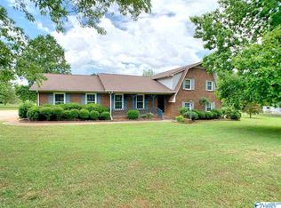 5039 Seay Rd NW, Huntsville, AL 35806