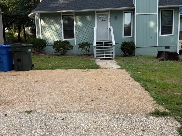 848 Danish Dr #848, Fayetteville, NC 28303