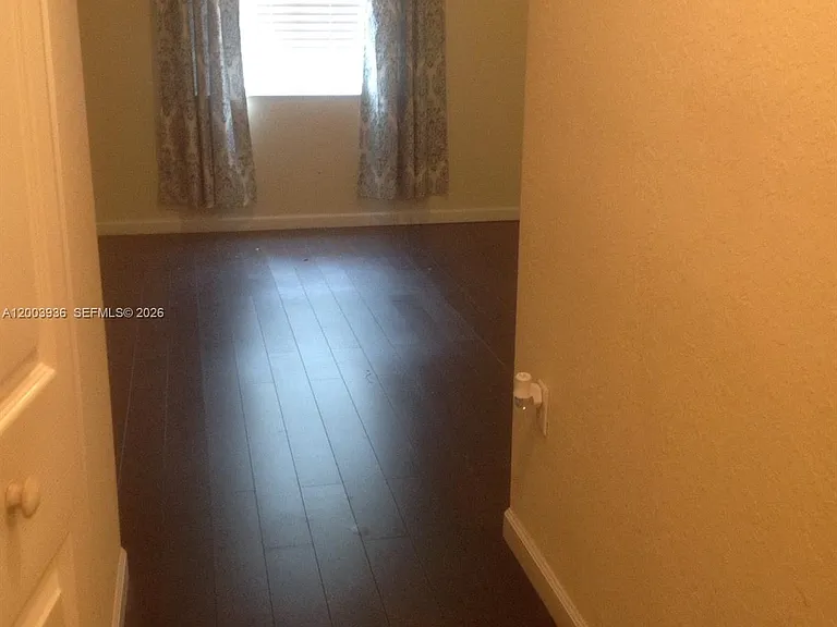 11401 NW 89th St #105 — Photo 9
