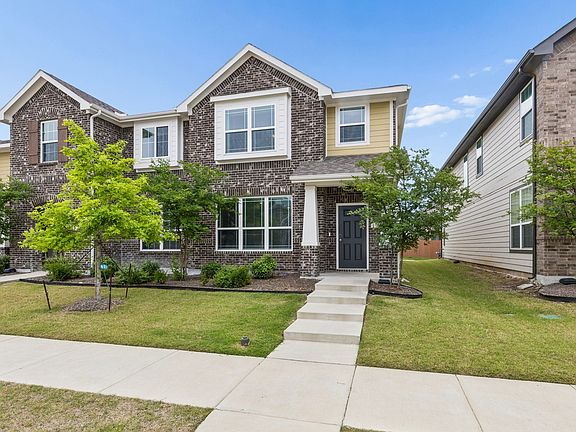 2nd image of 3120 Providence Pl