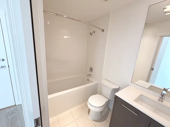 97 W Georgia St, Vancouver, BC