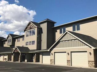 8905 Occidental Rd UNIT 303, Yakima, WA 98903