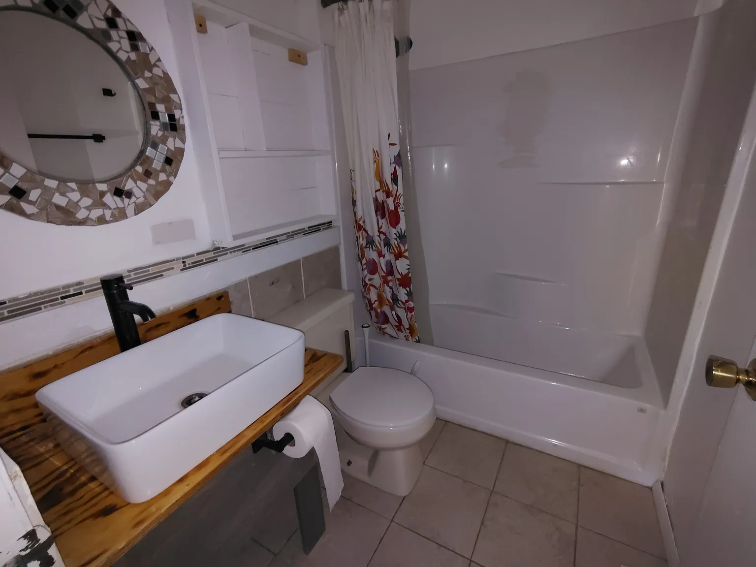 3 bed, $1,700 — Photo 3