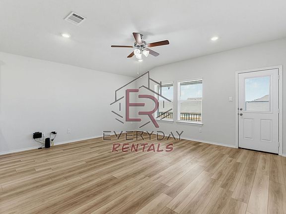 2nd image of 10022 Avendesora Rd