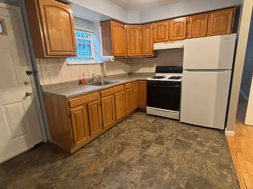 3454 Boller Ave #1