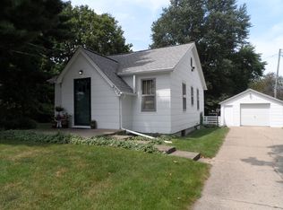 2012 E Main St, Urbana, IL 61802