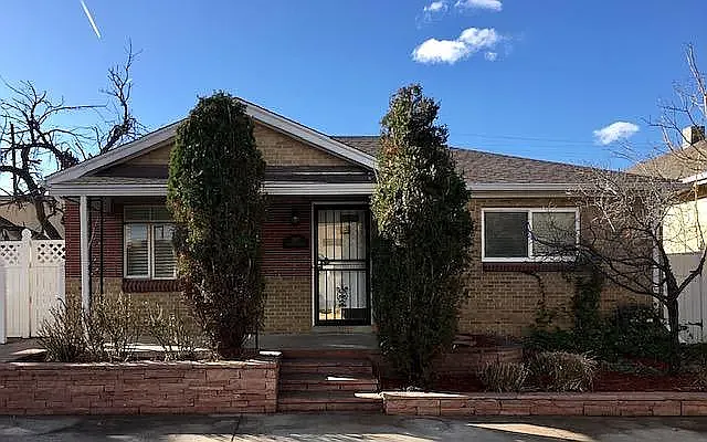 1517 N Tennyson St — Photo 1