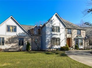 30875 Doral Ln, Westlake, OH