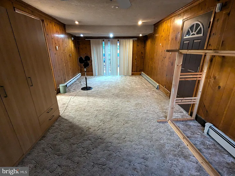 21 Steinway Ave — Photo 13