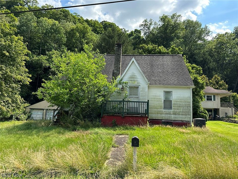 1st image of 105 Lucy Dr