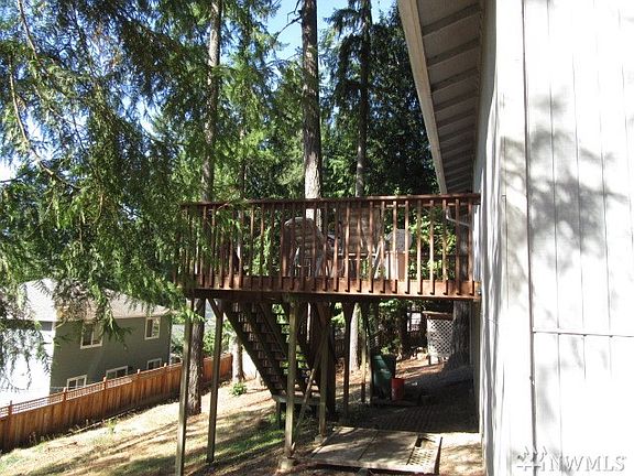 4th image of 12905 Fir Ave NW