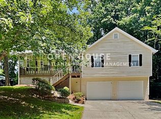 9020 Sumit Wood Dr NW, Kennesaw, GA 30152