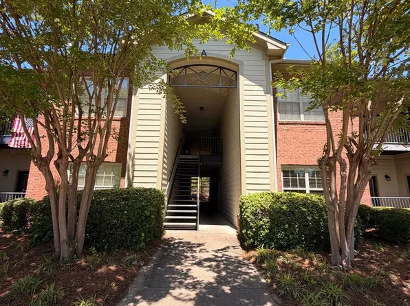 3297 S College St Unit A104, Auburn, AL 36830