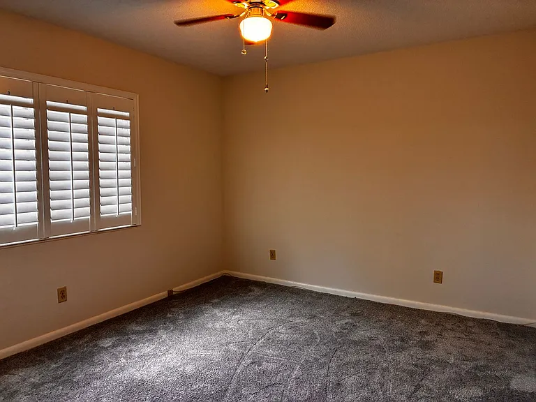 333 Joel Blvd #138 — Photo 47