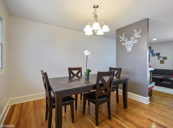 5th image of 127 N Babcock Dr