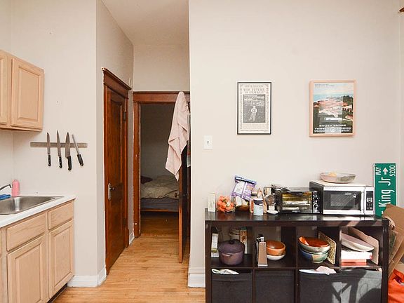 4th image of 819 N Campbell Ave #A04c