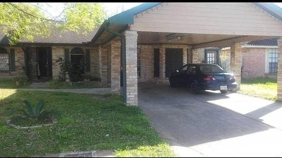 1st image of 939 Dellbrook Dr