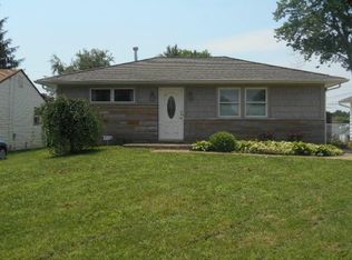 585 Stockbridge Rd, Columbus, OH 43207