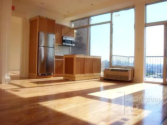 Rented by Hecht Group | media 62