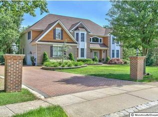 1355 Forest Glen Ct, Toms River, NJ 08755