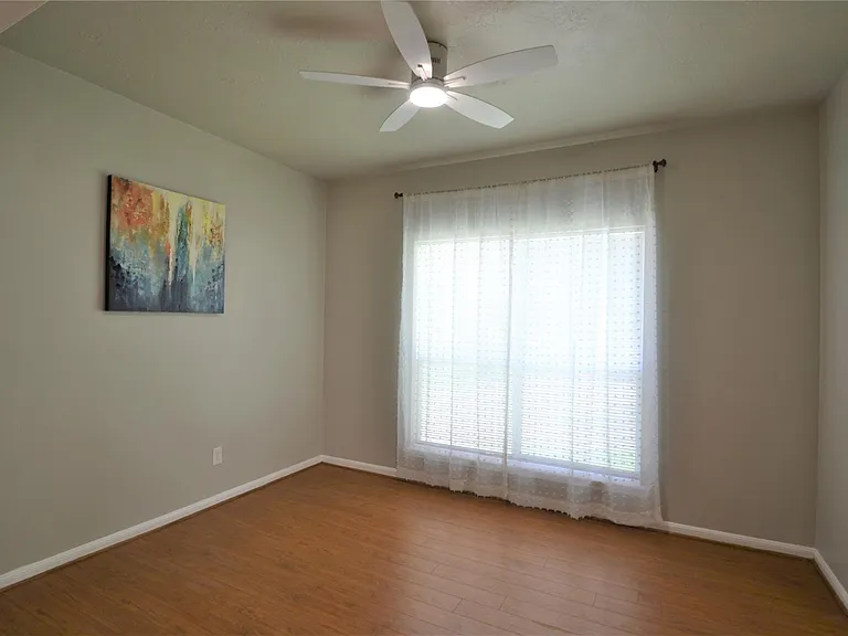15927 Tumbling Rapids Dr — Photo 9