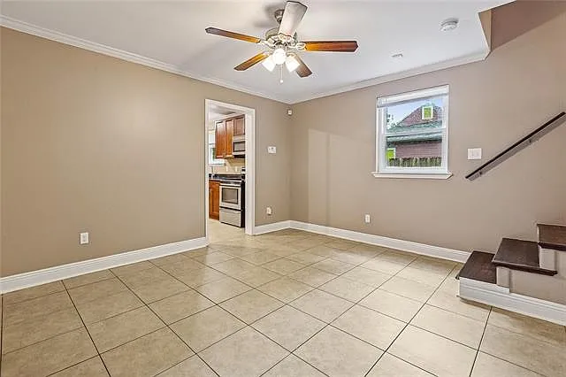 817 Egania St — Photo 5