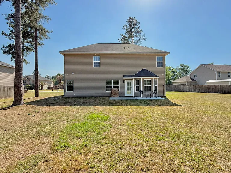 470 Briarcrest Dr NE — Photo 44