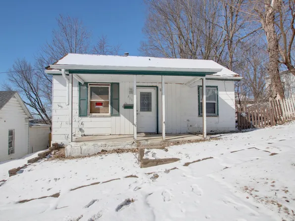 211 N Griffith St, Hannibal, MO 63401