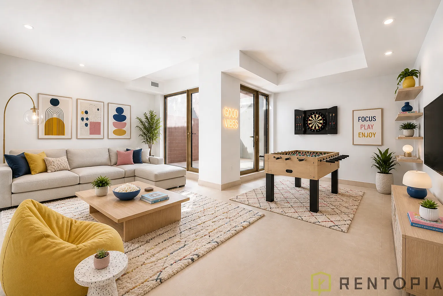 960 Franklin Avenue — Photo 3